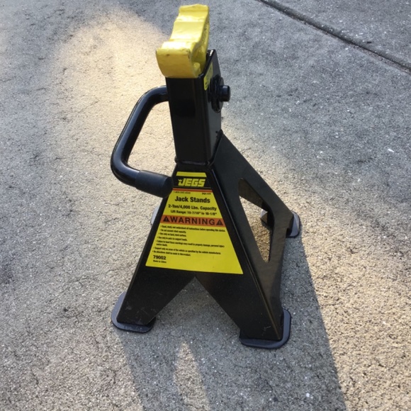 Car Jack And Two Jack Stands - Picture 3 of 6